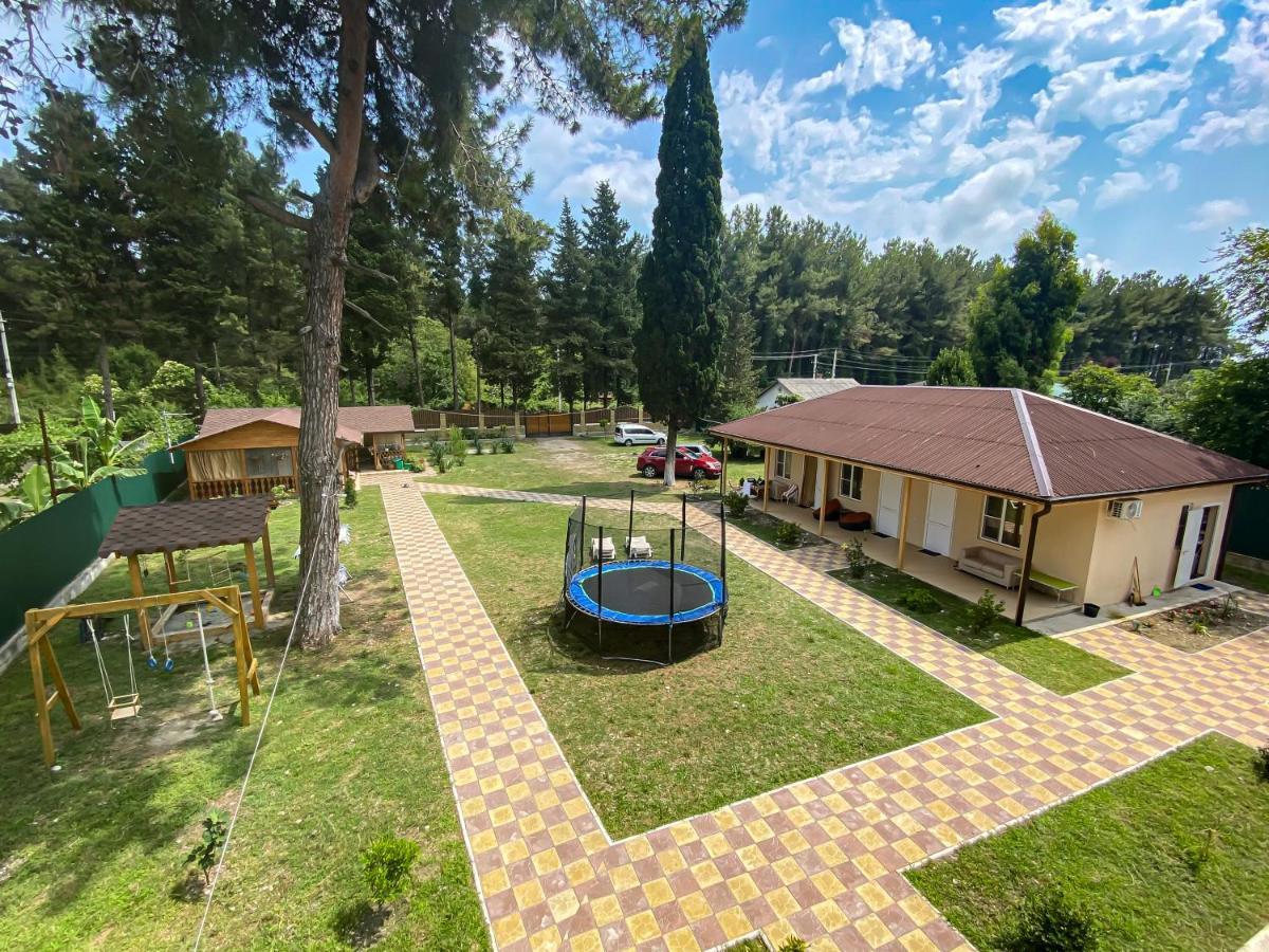 Guest House Harmony Pizunda Exterior foto