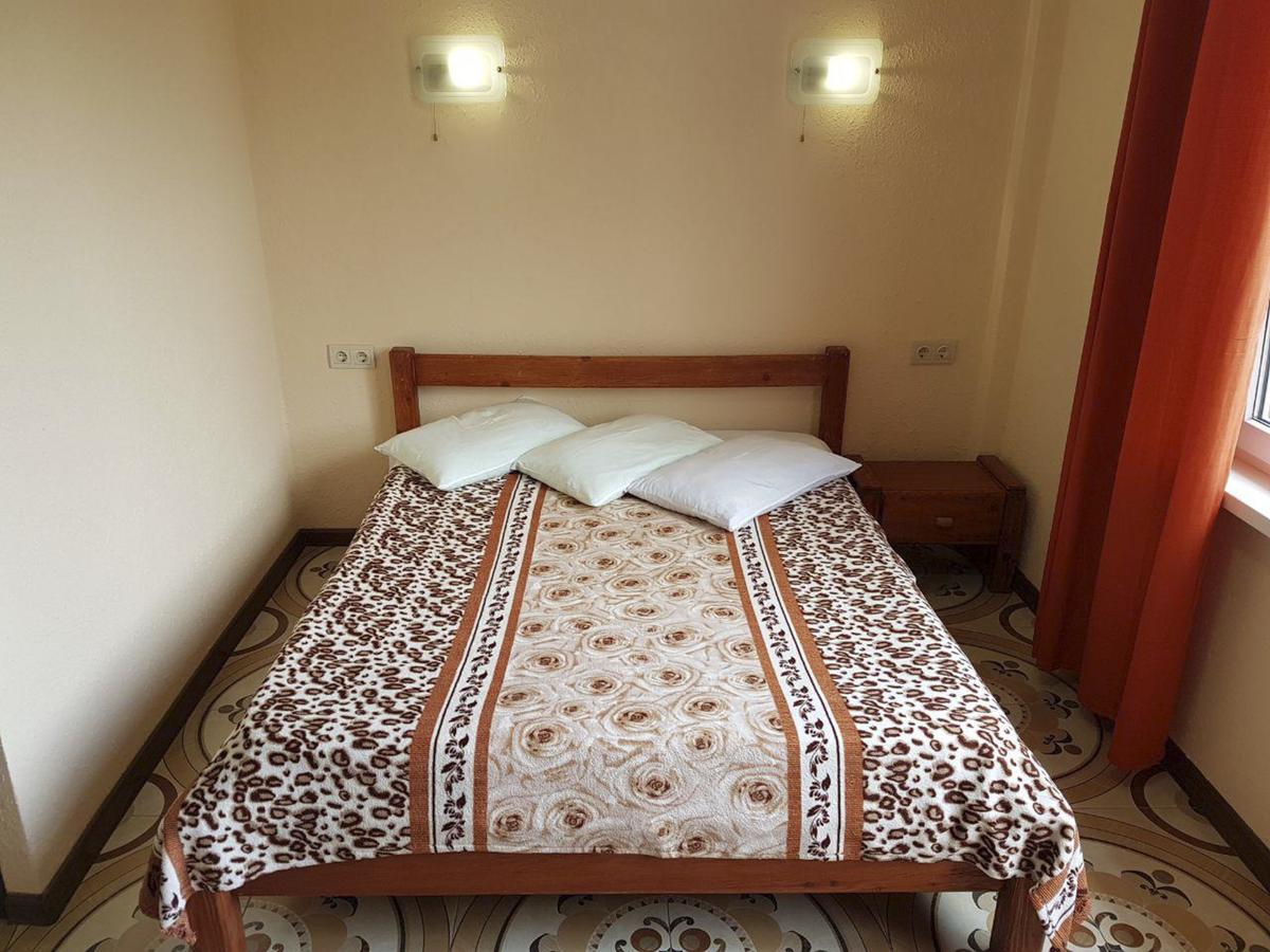 Guest House Harmony Pizunda Exterior foto